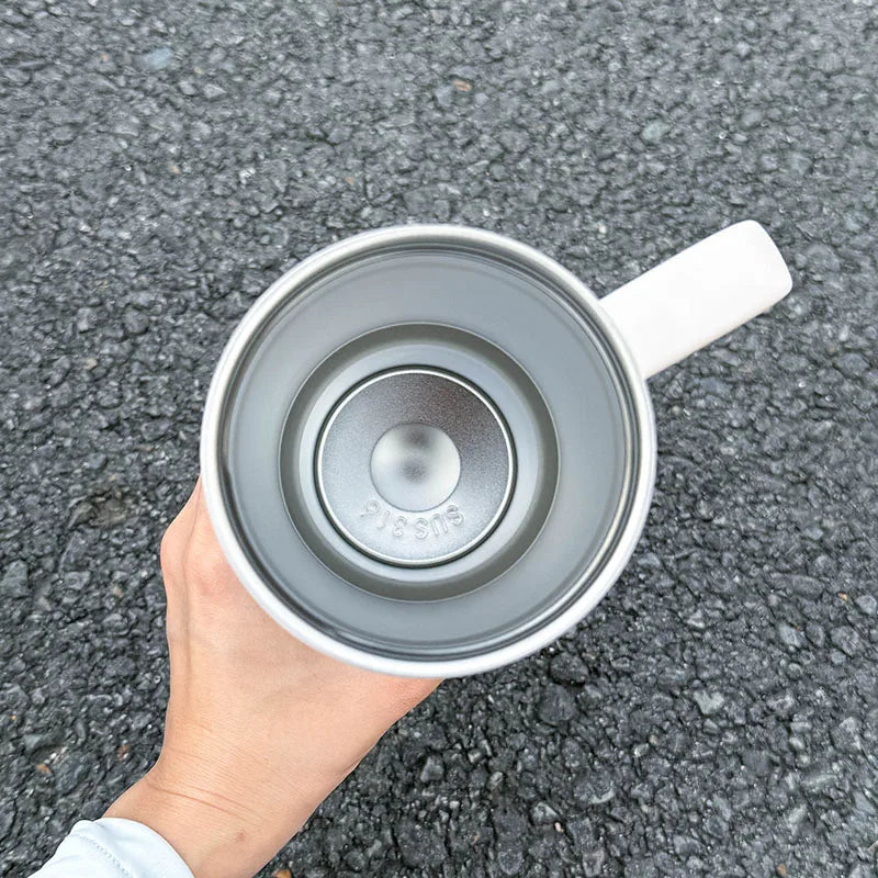 1pc Hello Kitty Insulated Car Cup (700ML) - Cute Double-Walled Cup for Cold Retention, Suitable for Outdoor & Office Use, with B